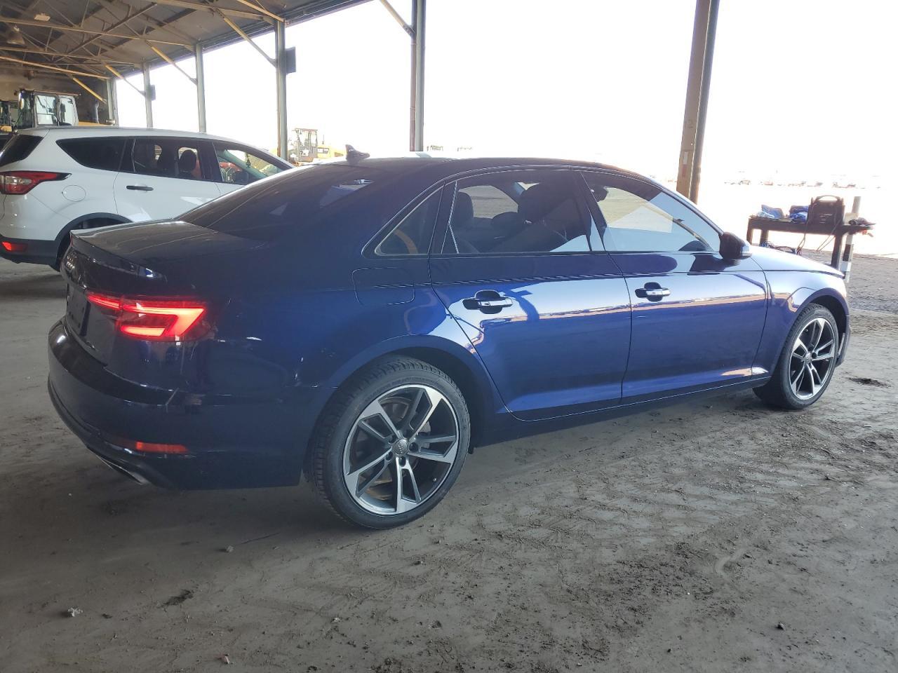 2019 Audi A4 Premium - Фото 3