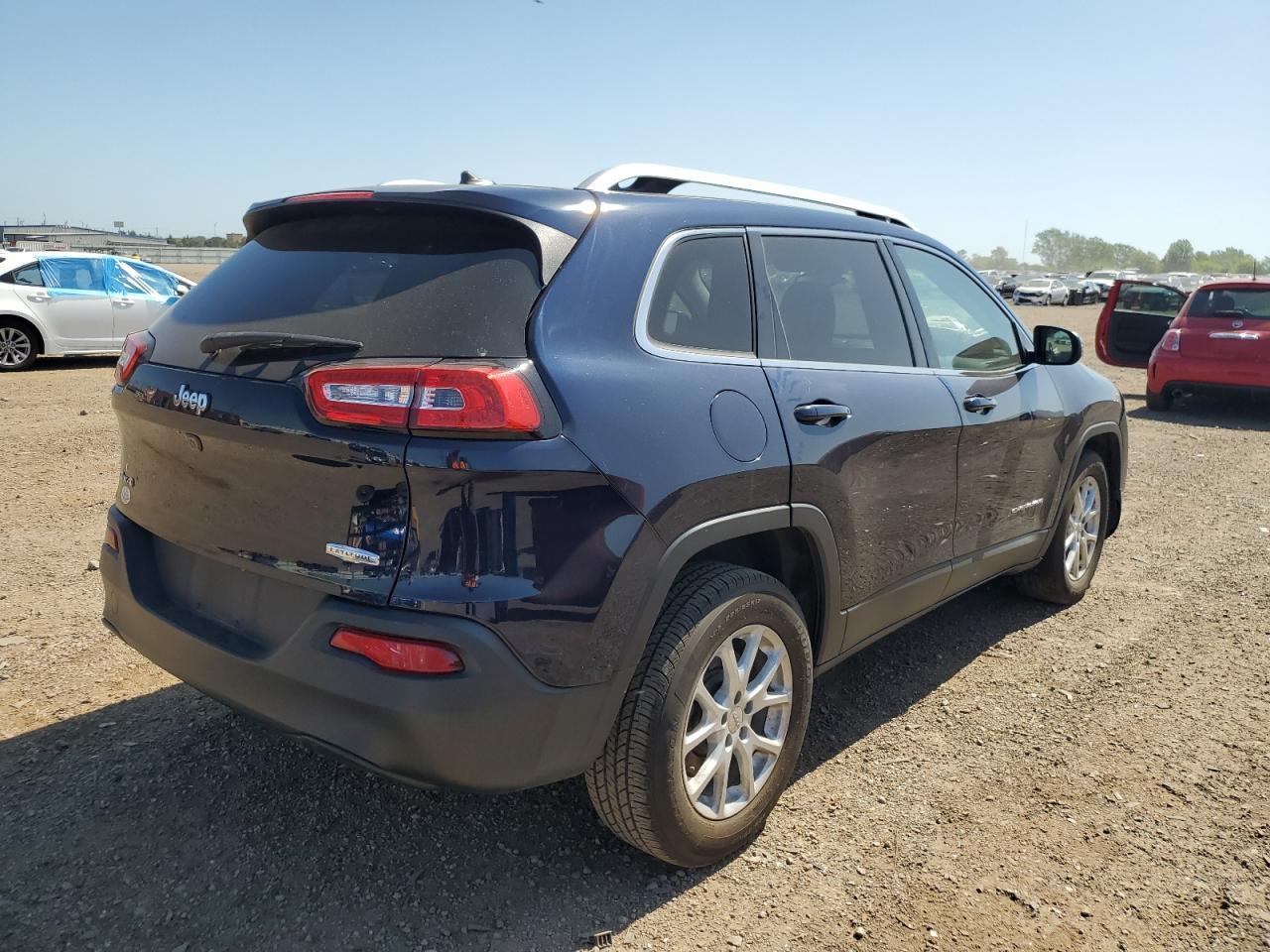 2015 Jeep Cherokee Latitude - Фото 3