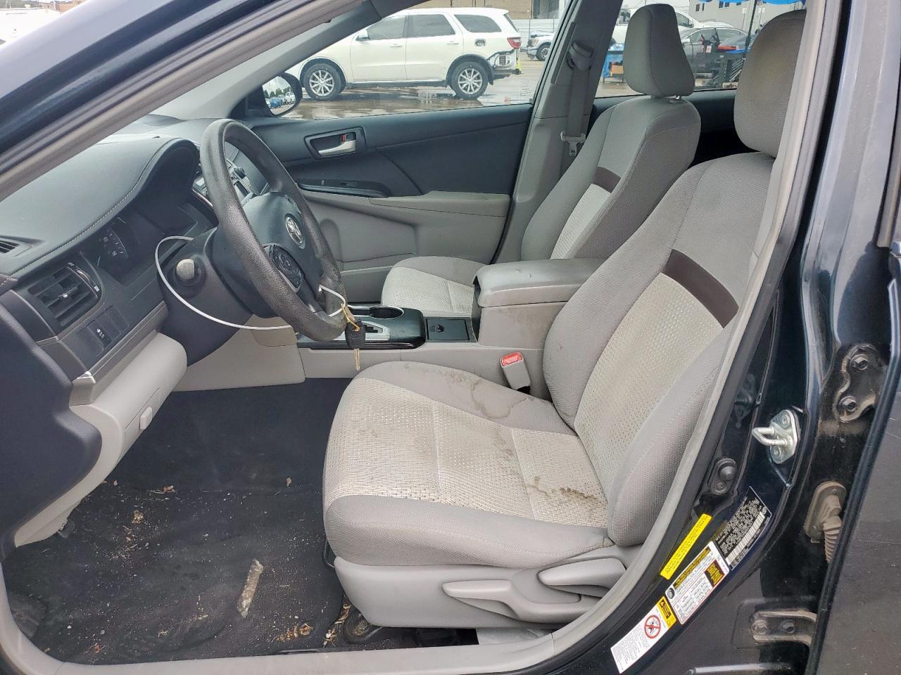 2013 Toyota Camry L - Фото 7