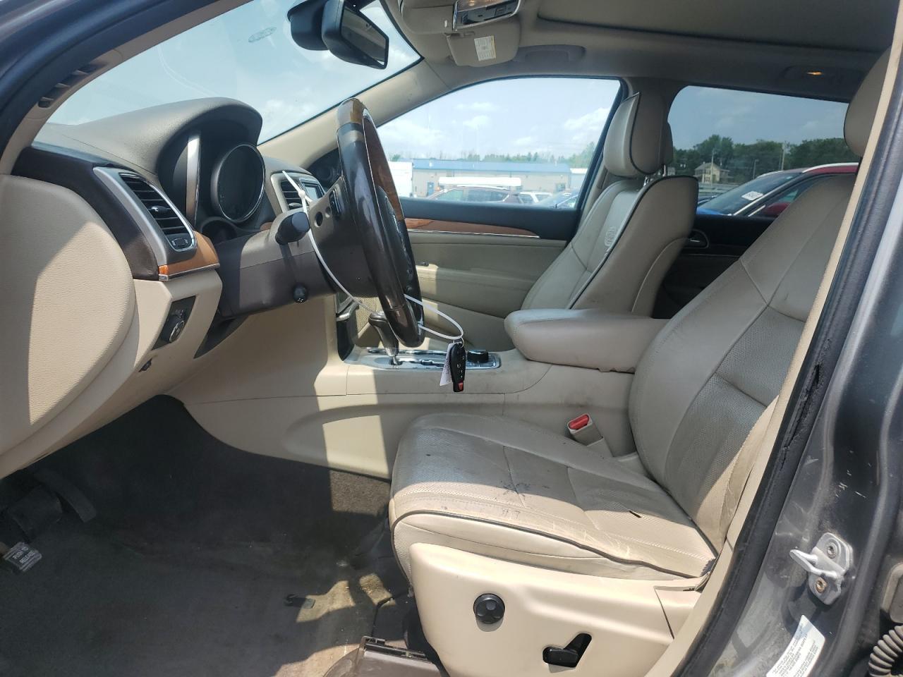 2011 Jeep Grand Cherokee Overland - Фото 7