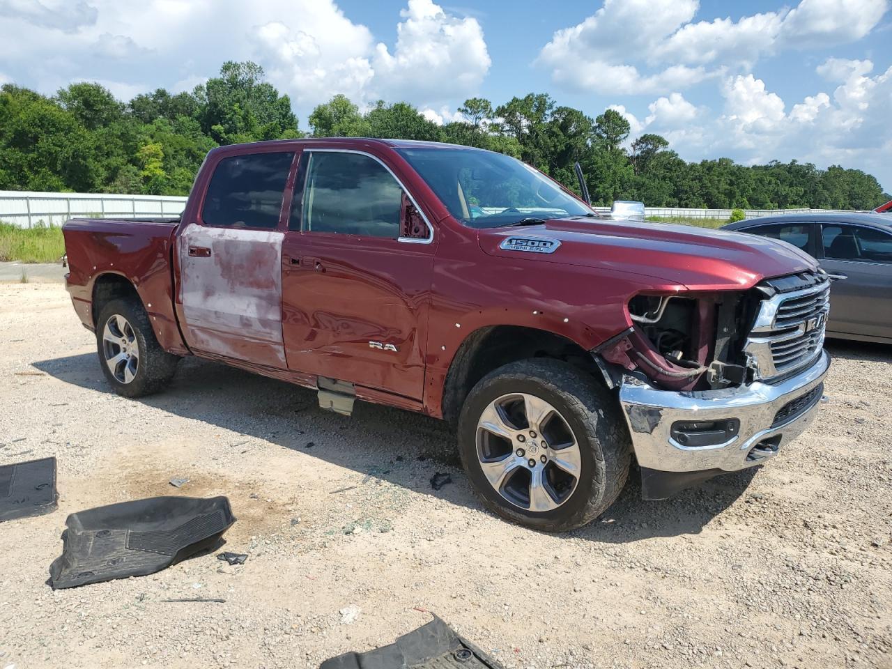 2019 Ram 1500 Laramie - Image 4
