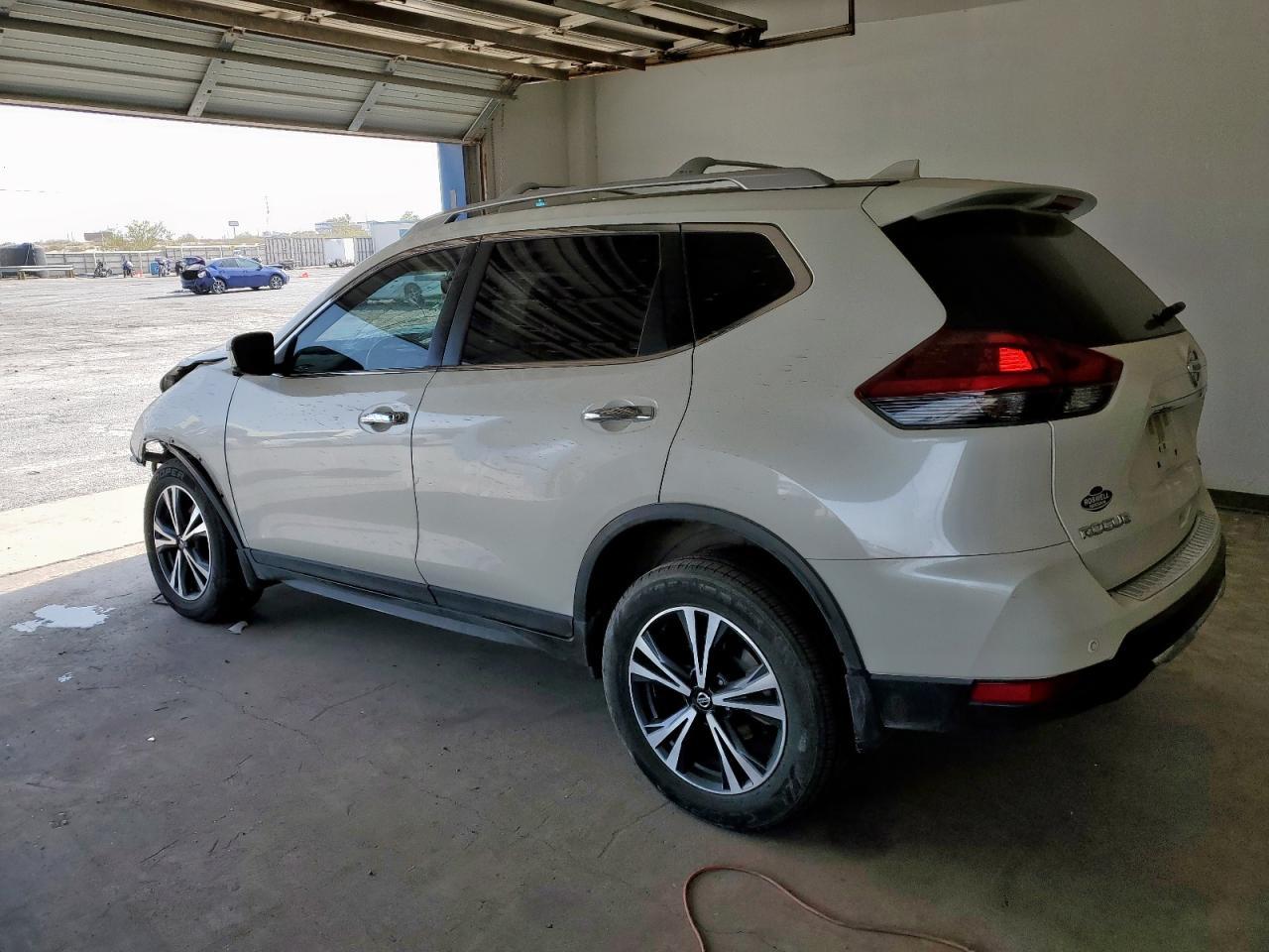 2020 Nissan Rogue S - Image 2