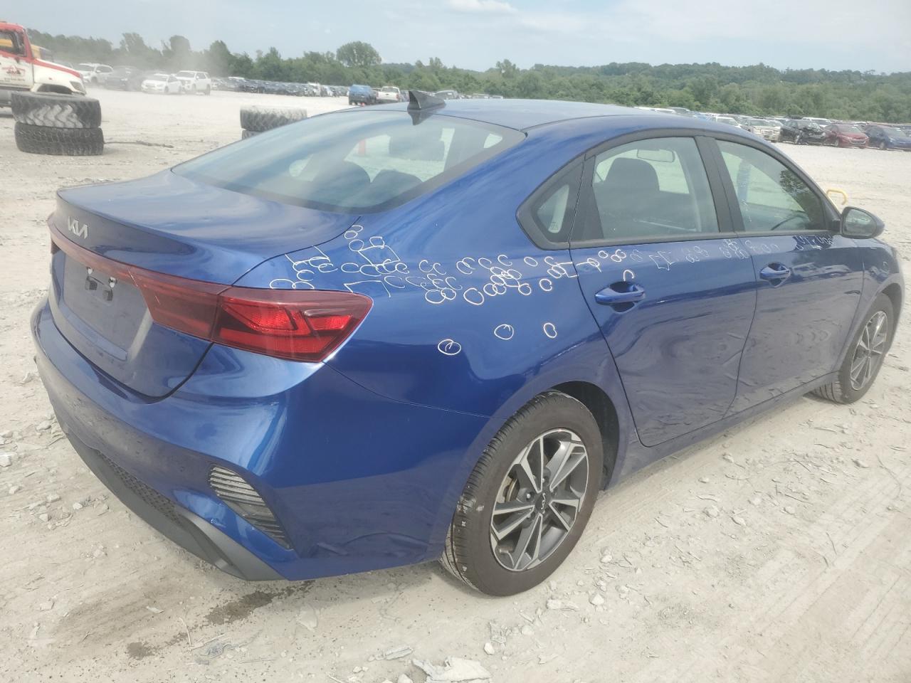 2024 Kia Forte Lx - Фото 3