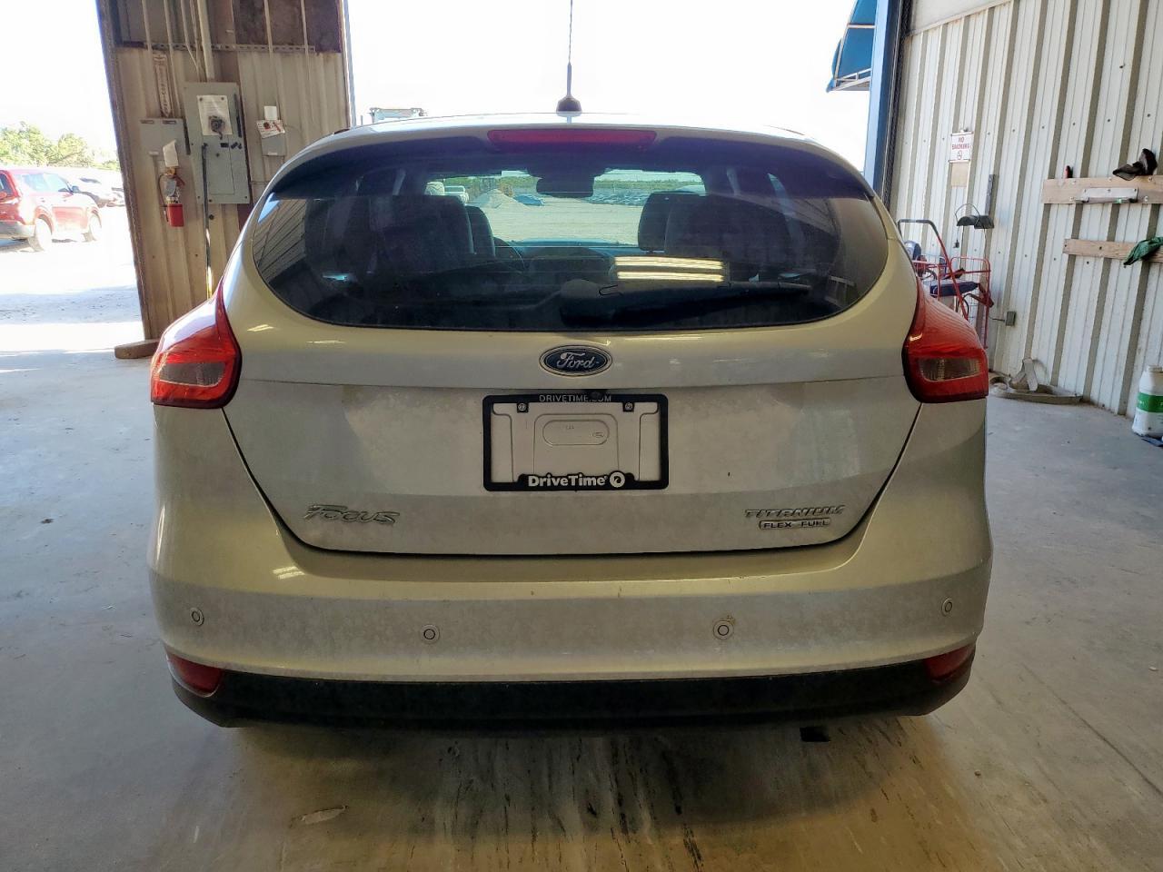 2016 Ford Focus Titanium - Image 6