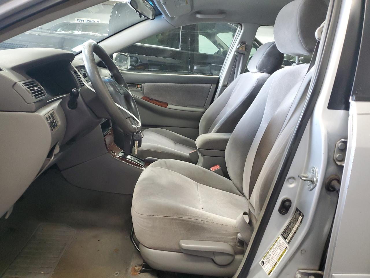 2005 Toyota Corolla Ce - Фото 7