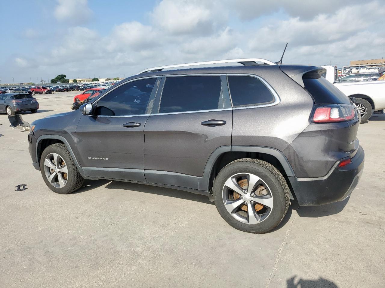 2019 Jeep Cherokee Limited - Фото 2