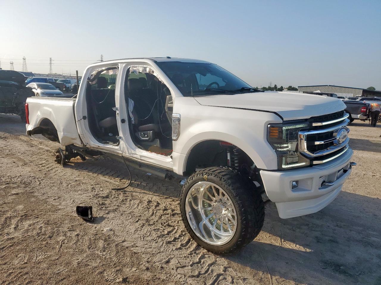2017 Ford F250 Super Duty - Image 4