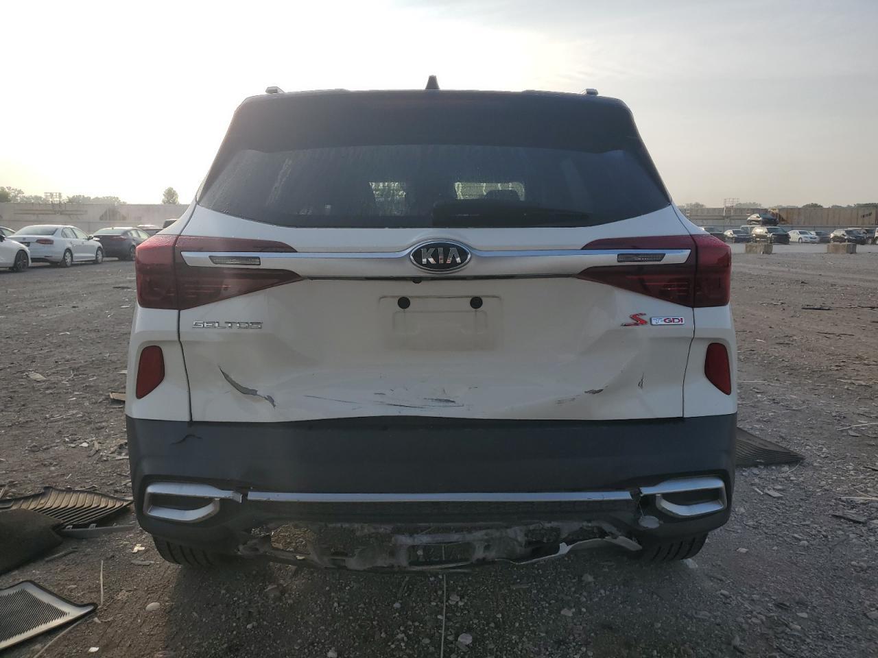 2021 Kia Seltos S - Фото 6