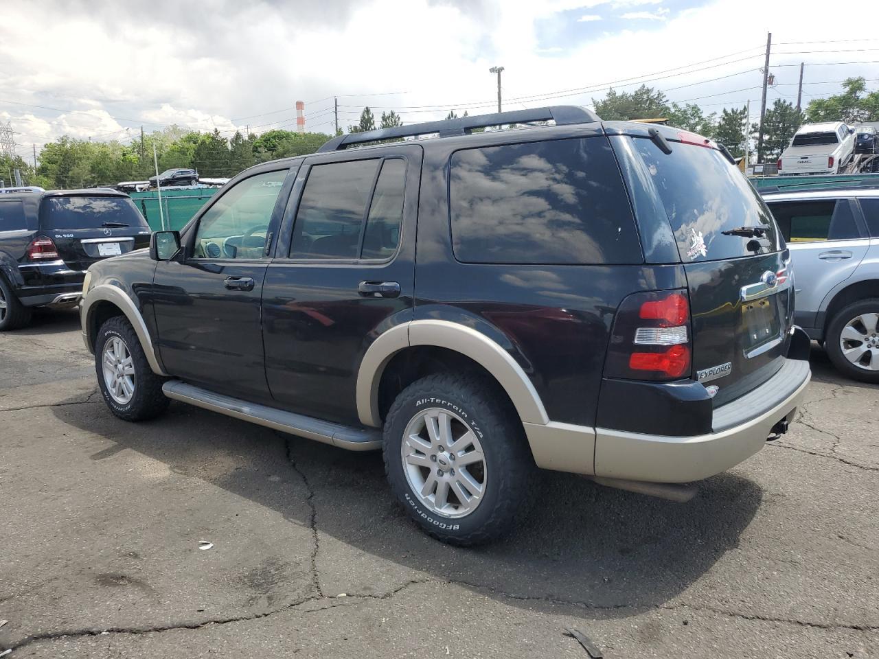 2009 Ford Explorer Eddie Bauer - Фото 2