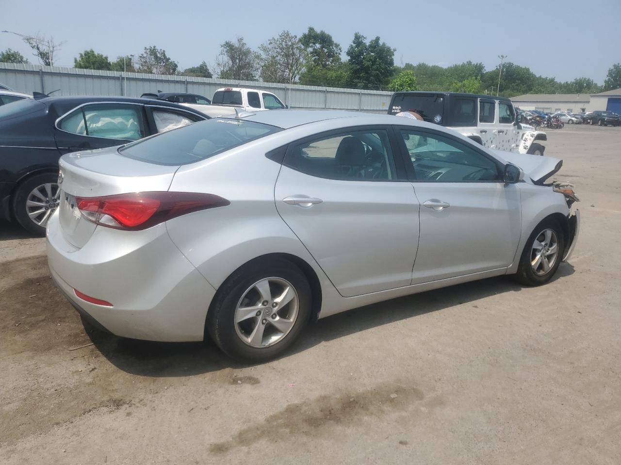 2015 Hyundai Elantra Se - Image 3
