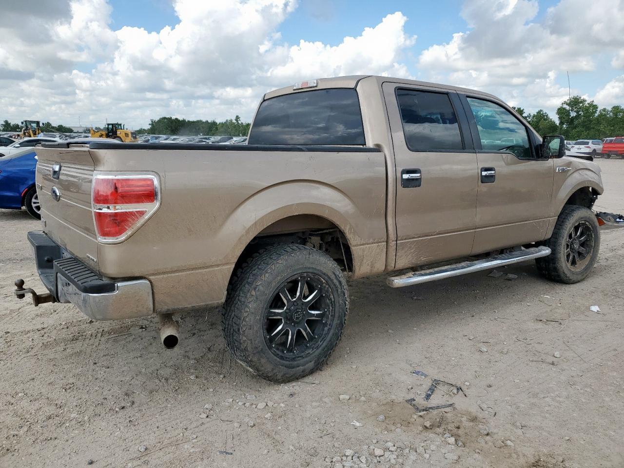 2013 Ford F150 Super - Image 3