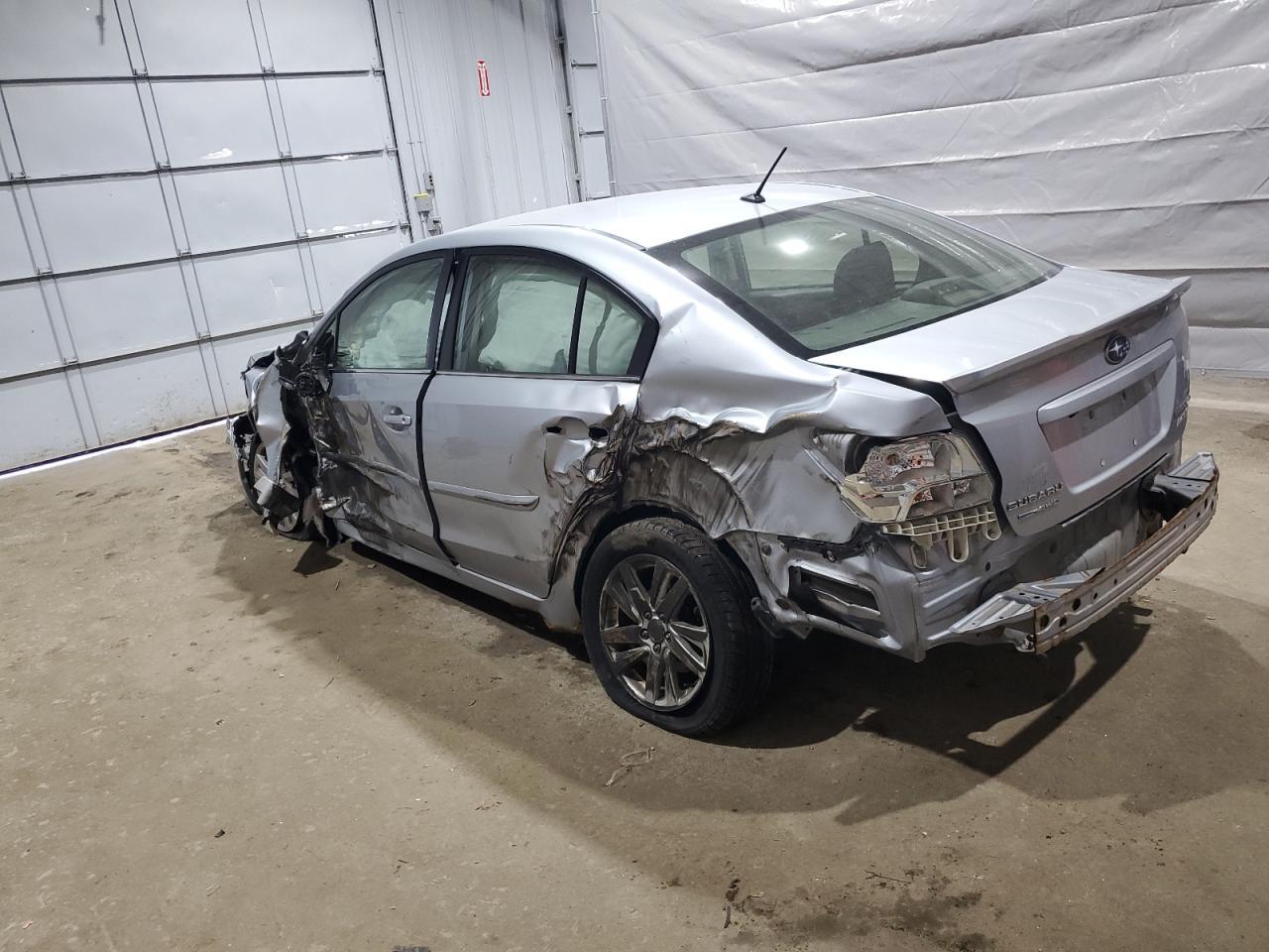 2016 Subaru Impreza Premium - Фото 2