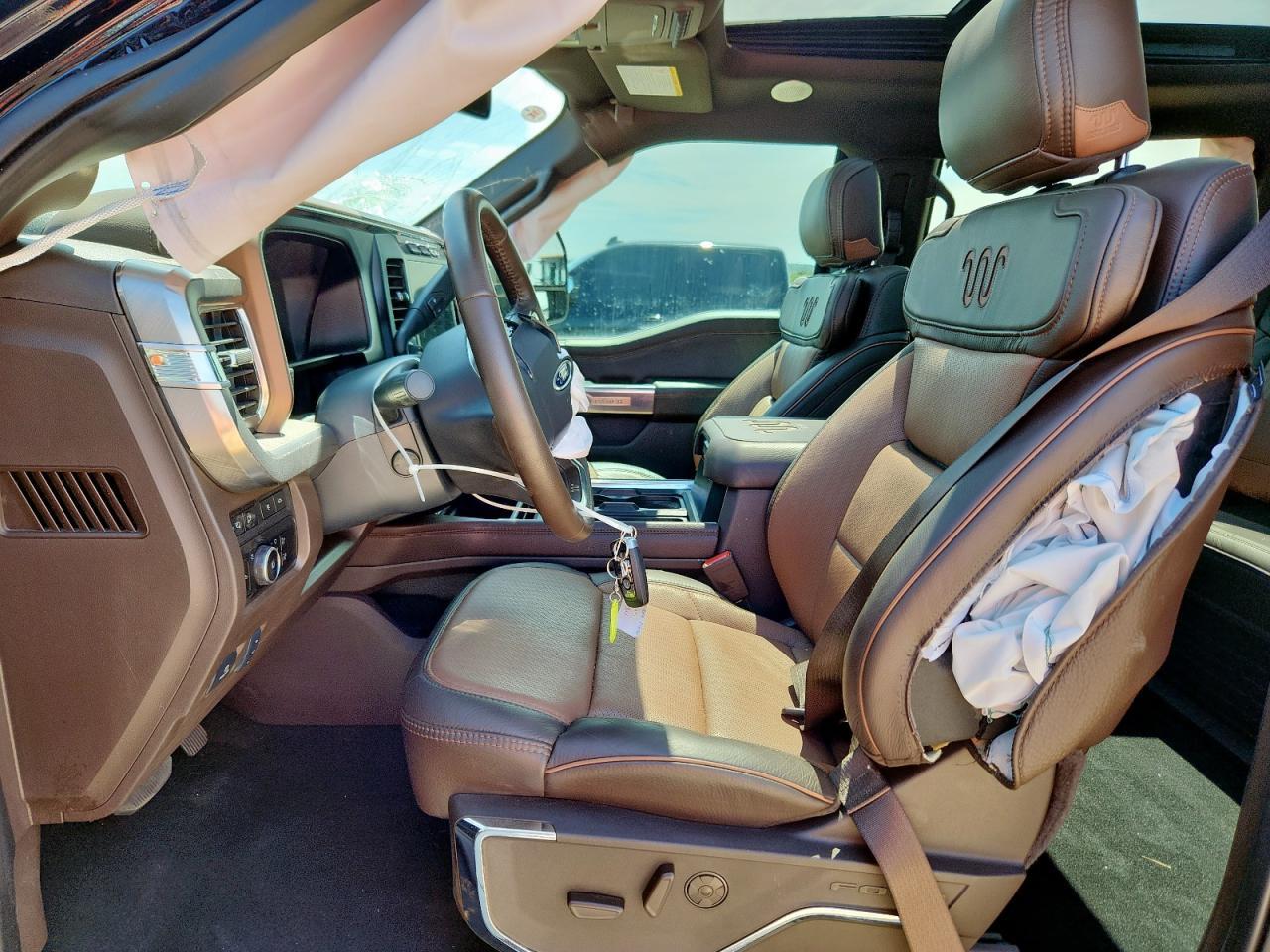 2024 Ford F250 Super Duty - Фото 7