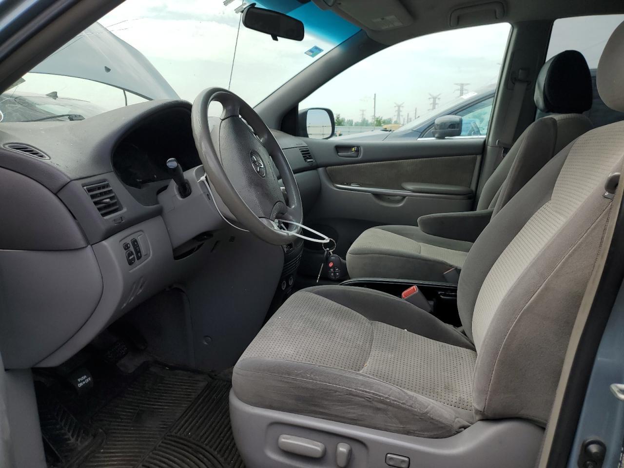 2008 Toyota Sienna Ce - Image 7