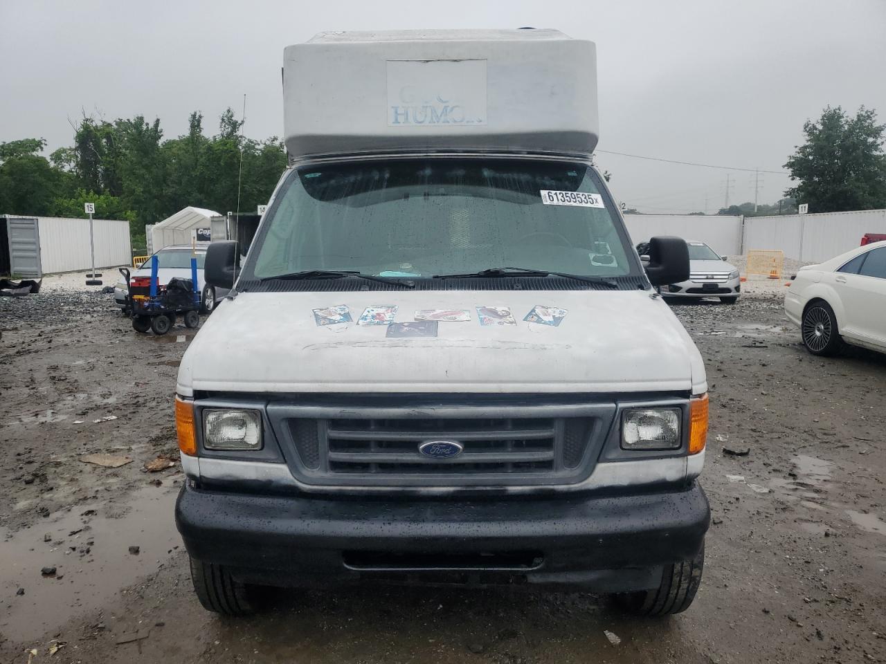 2005 Ford Econoline E350 Super Duty Van - Image 5