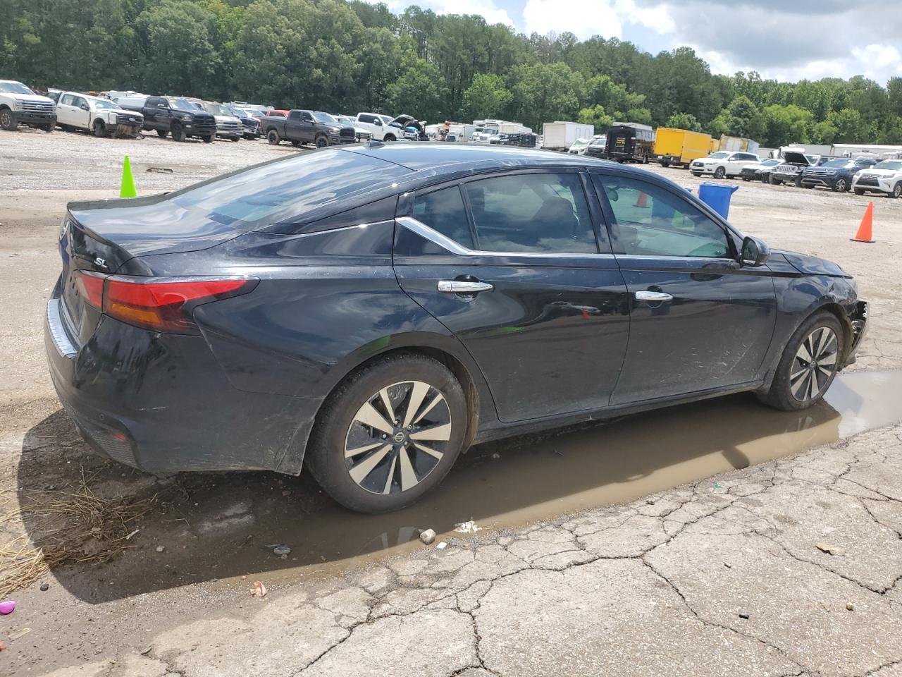 2022 Nissan Altima Sl - Фото 3