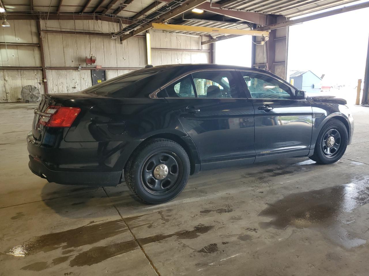 2014 Ford Taurus Police Interceptor - Фото 3