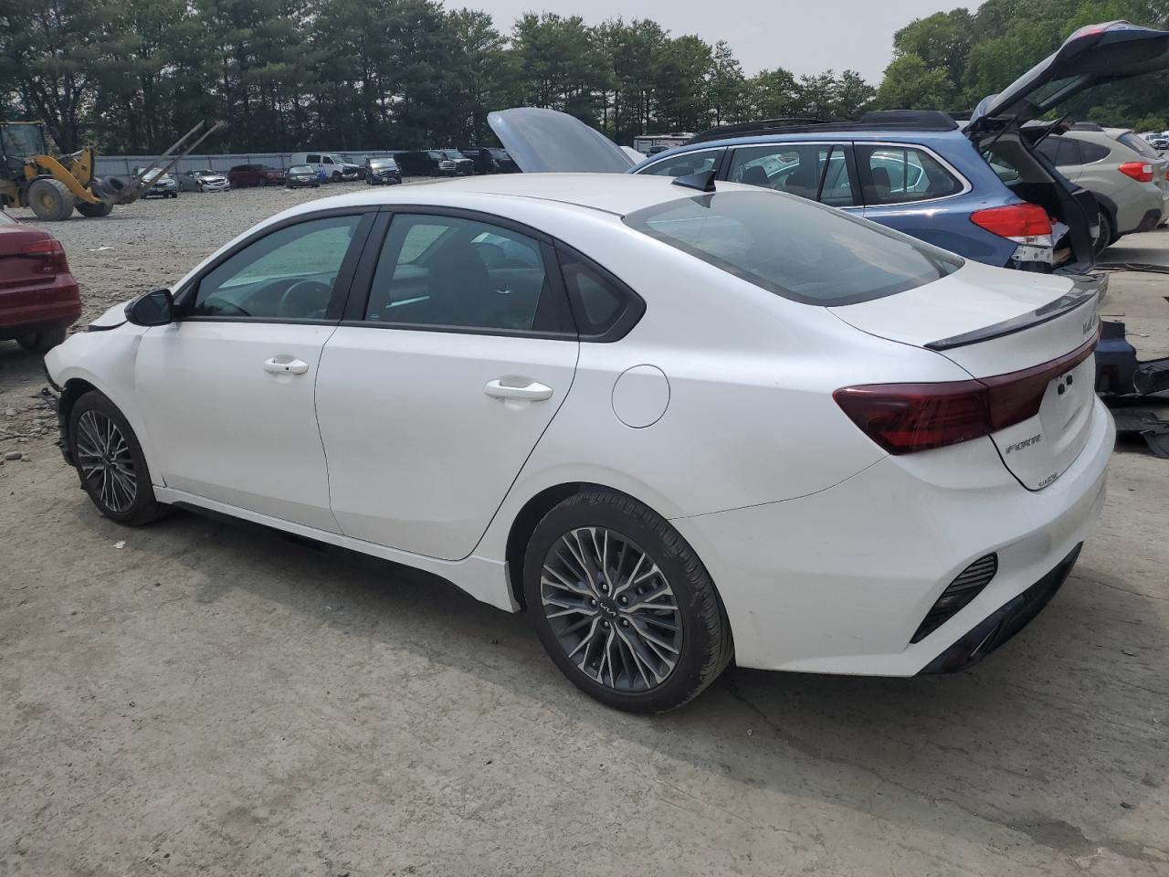 2024 Kia Forte Gt Line - Image 2
