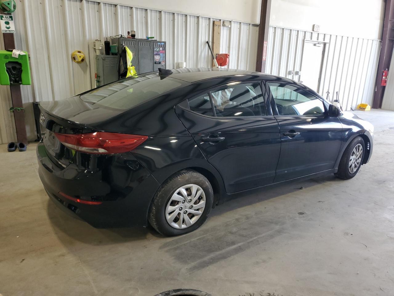 2018 Hyundai Elantra Se - Фото 3
