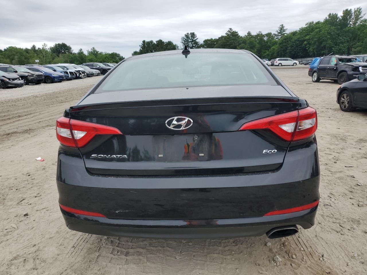 2016 Hyundai Sonata Eco - Image 6