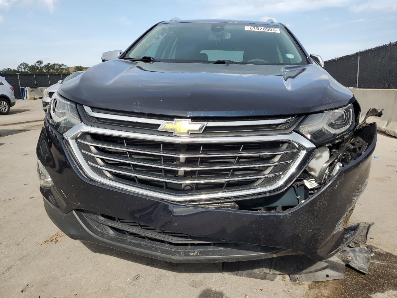 2020 Chevrolet Equinox Premier - Image 5