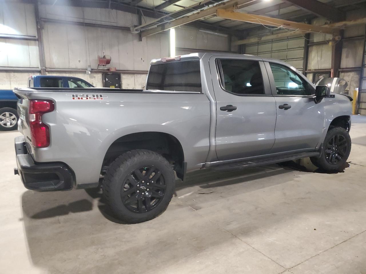2023 Chevrolet Silverado K1500 Trail Boss Custom - Фото 3