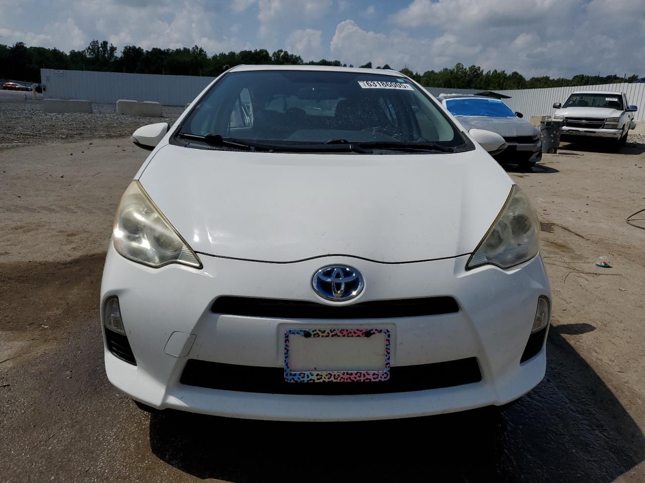2012 Toyota Prius C - Image 5