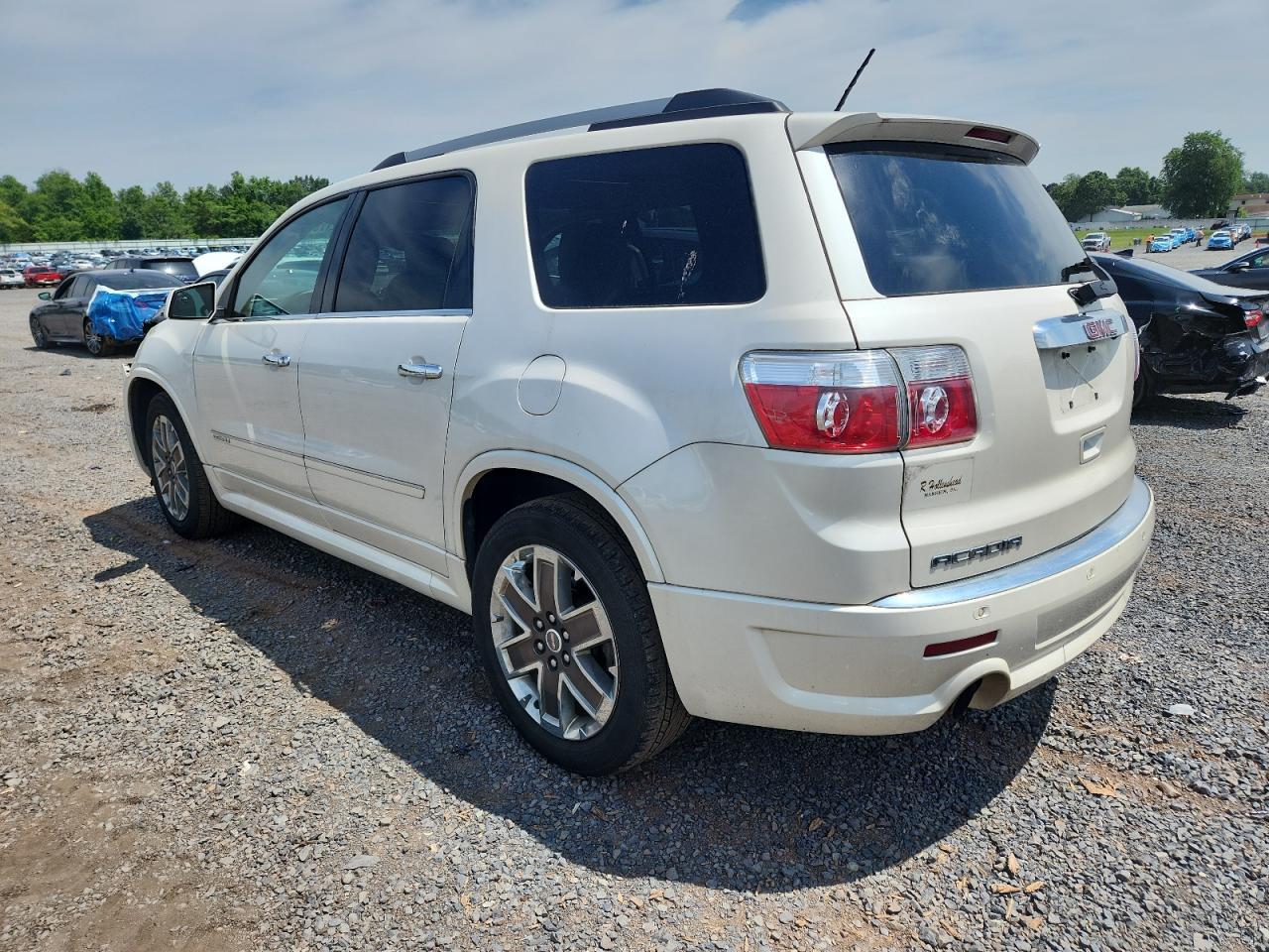 2012 GMC Acadia Denali - Фото 2