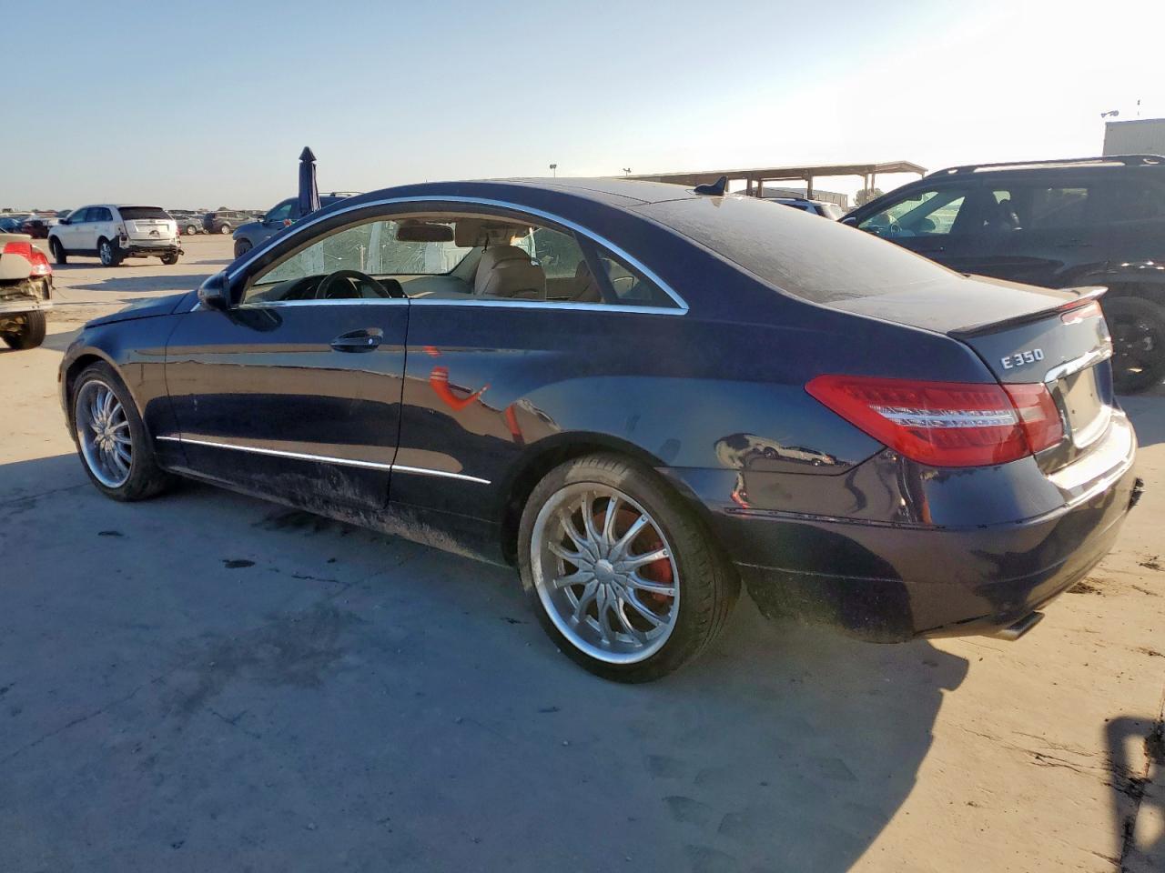 2010 Mercedes-Benz E 350 - Фото 2