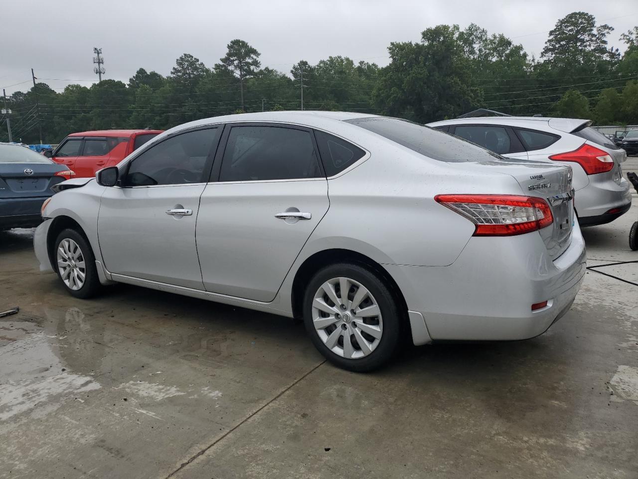 2014 Nissan Sentra S - Фото 2