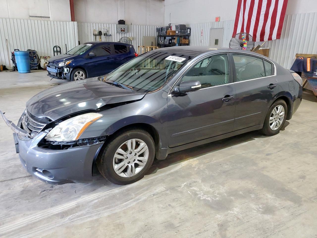 2010 Nissan Altima Base