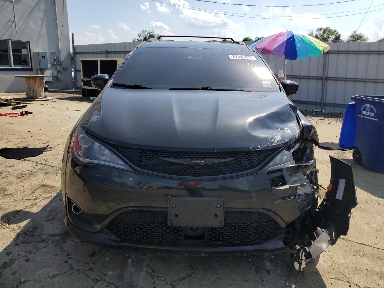 2019 Chrysler Pacifica Touring L - Фото 5