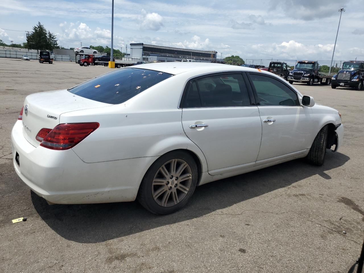 2008 Toyota Avalon Xl - Image 3