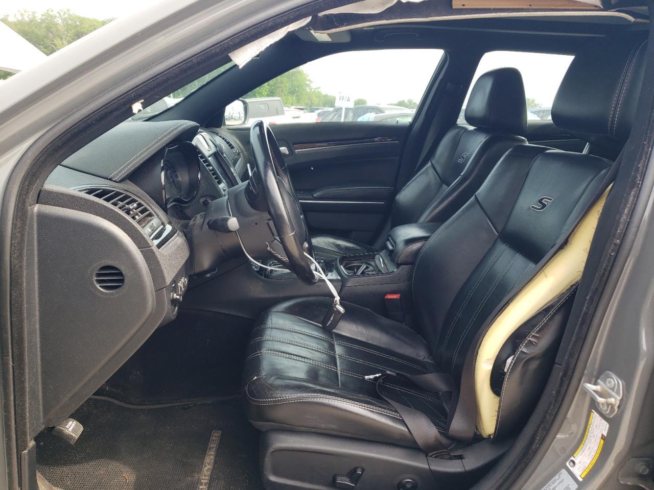 2017 Chrysler 300 S - Image 7