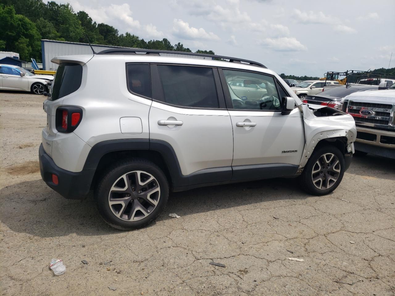 2015 Jeep Renegade Latitude - Фото 3