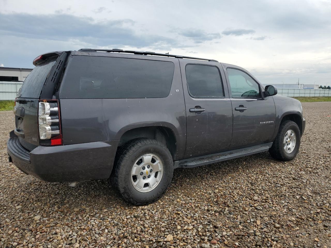 2010 Chevrolet Suburban K1500 Lt - Image 3