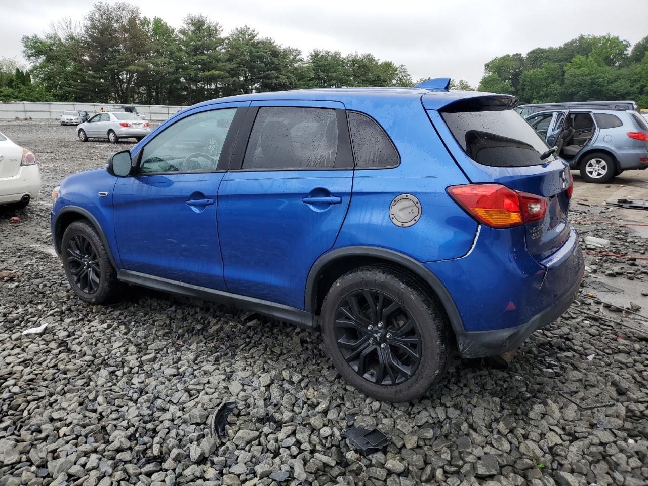 2017 Mitsubishi Outlander Sport Es - Фото 2