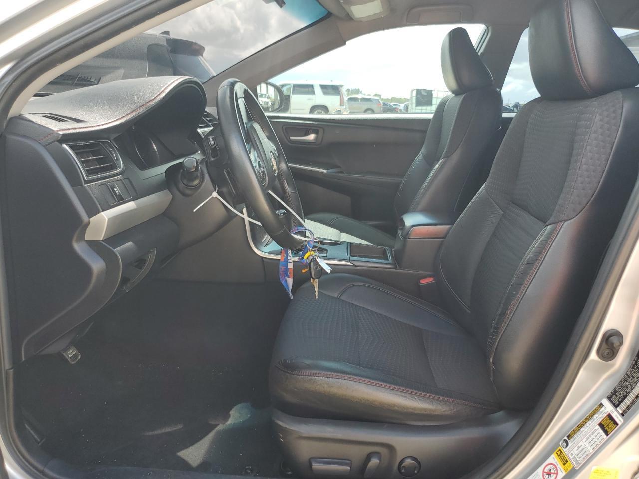 2015 Toyota Camry Le - Фото 7