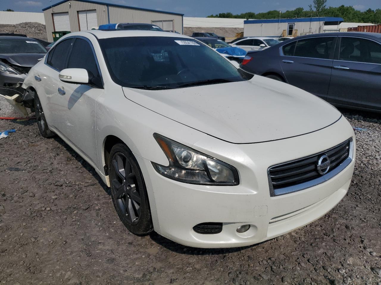 2014 Nissan Maxima S - Image 4
