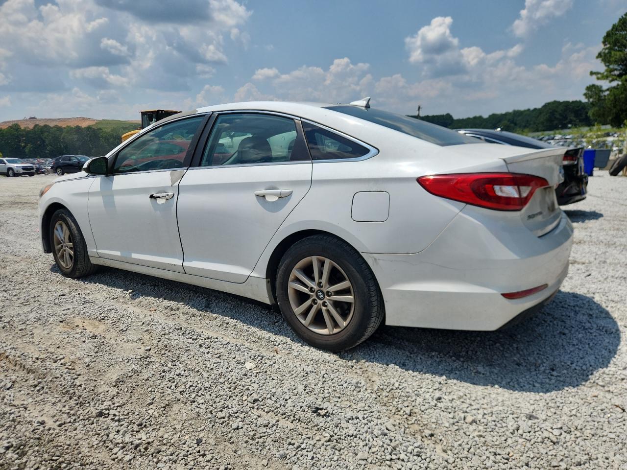 2017 Hyundai Sonata Se - Image 2