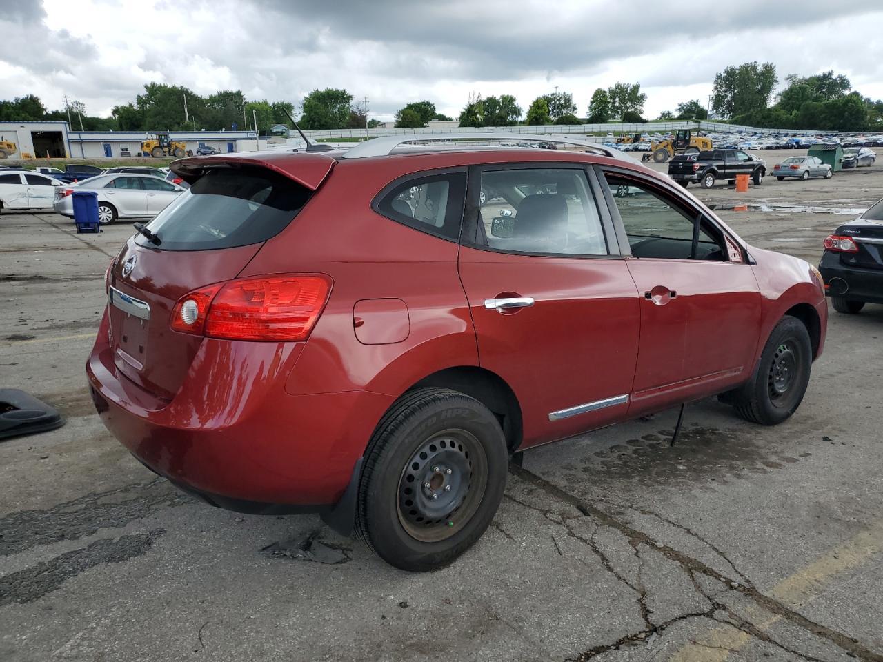 2015 Nissan Rogue Select S - Фото 3