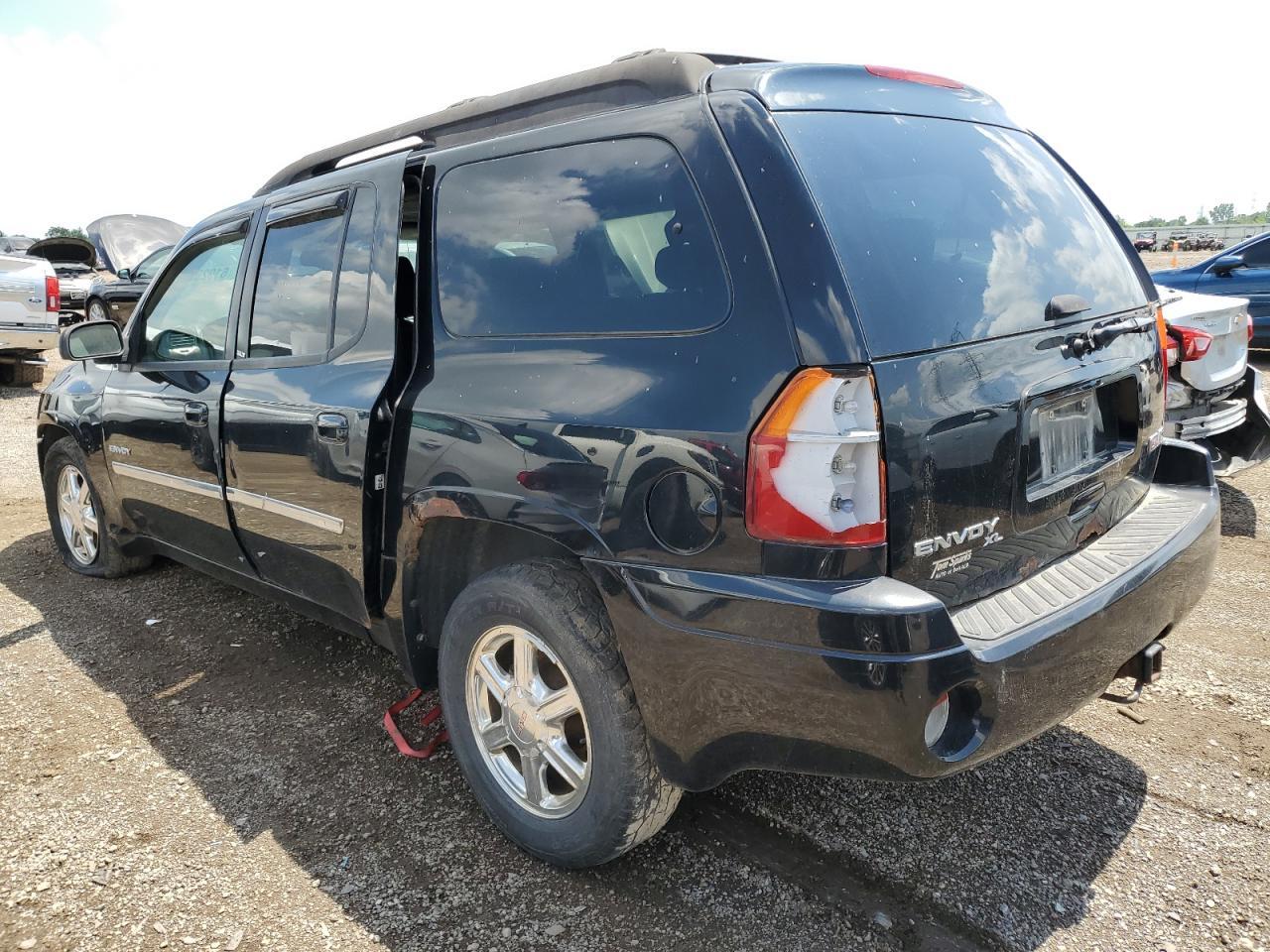 2006 GMC Envoy Xl - Image 2