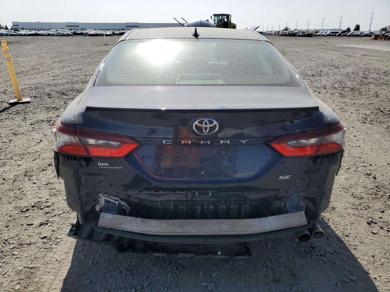 2021 Toyota Camry Se - Фото 6