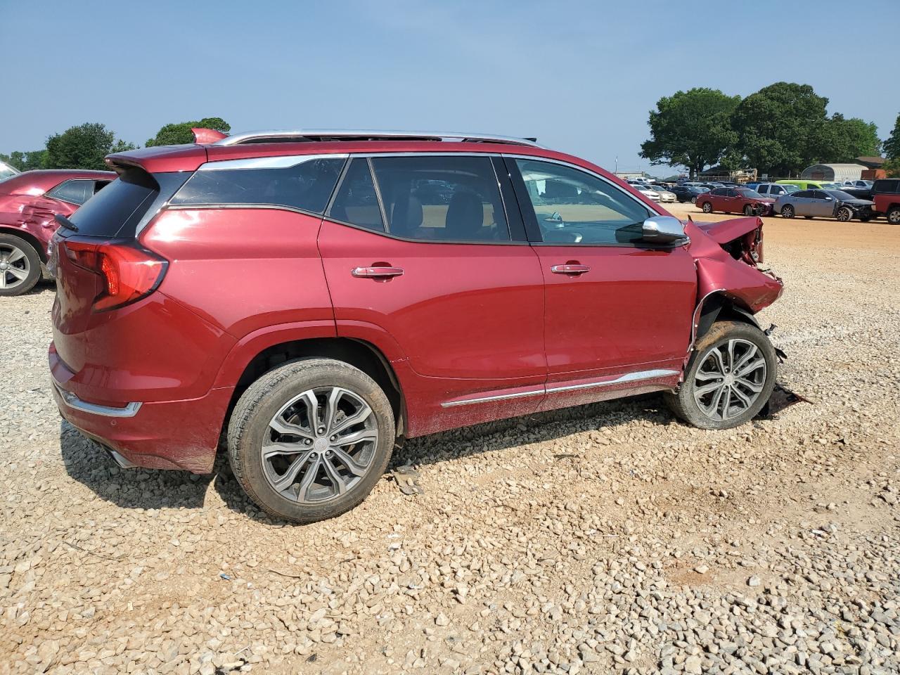 2018 GMC Terrain Denali - Image 3