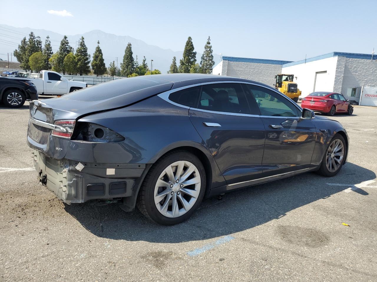 2016 Tesla Model S - Фото 3