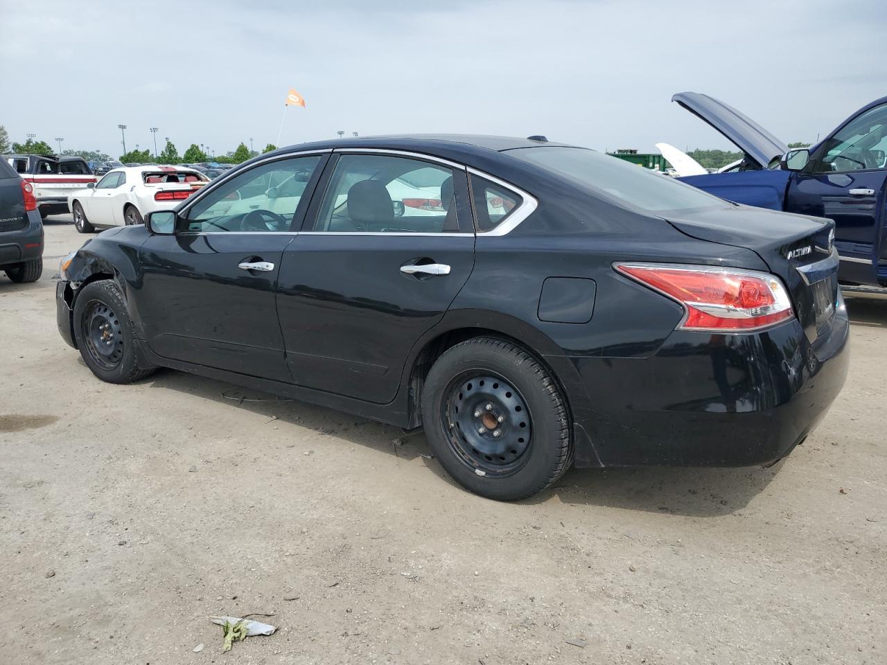 2014 Nissan Altima 2.5 - Фото 2