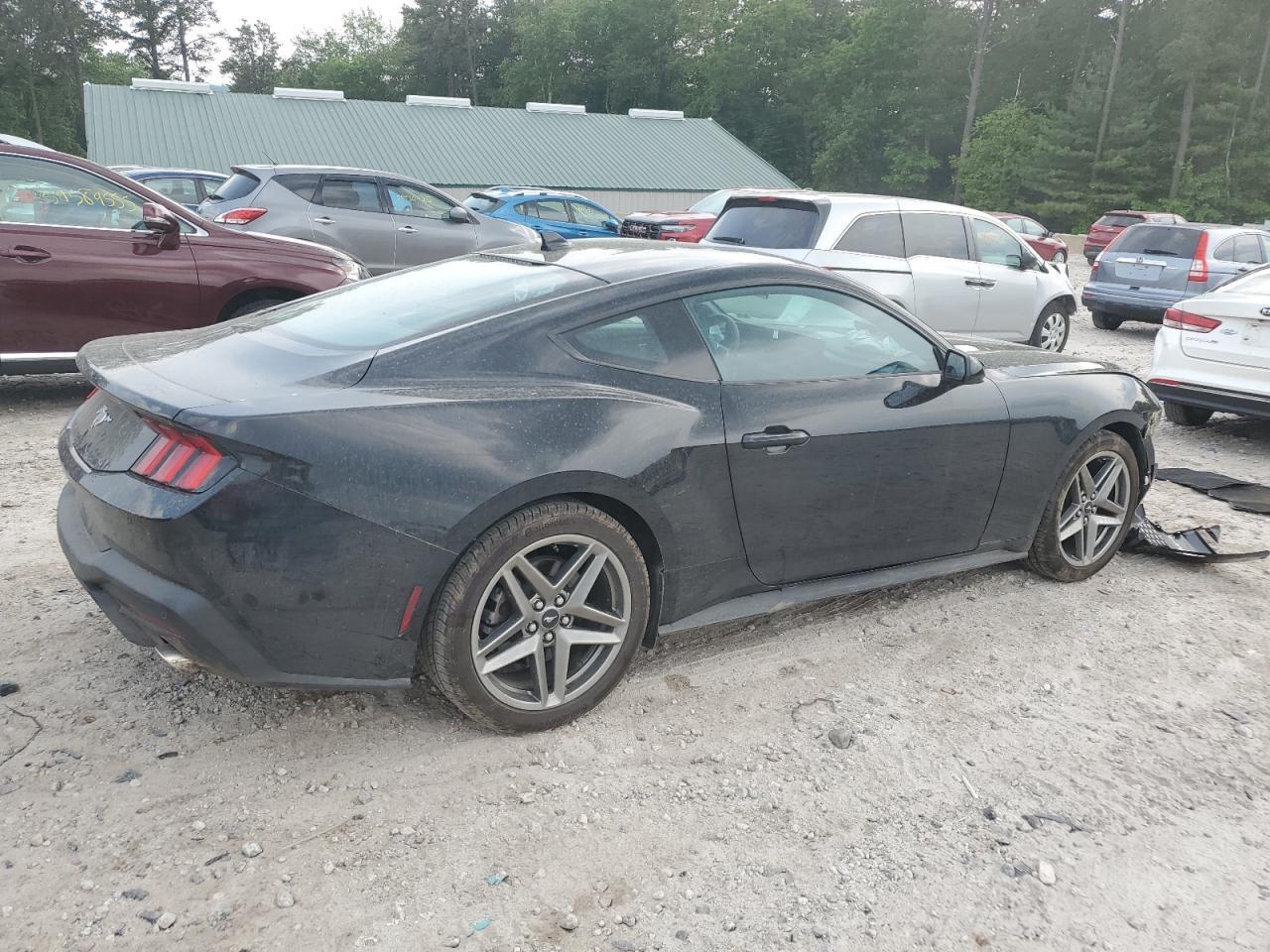 2024 Ford Mustang - Image 3