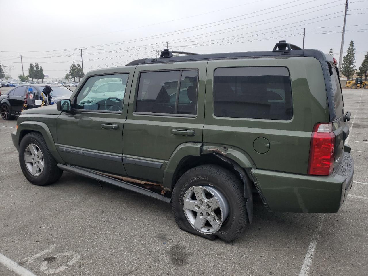 2007 Jeep Commander - Фото 2
