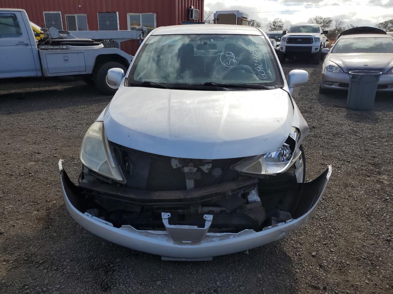 2011 Nissan Versa S - Фото 5