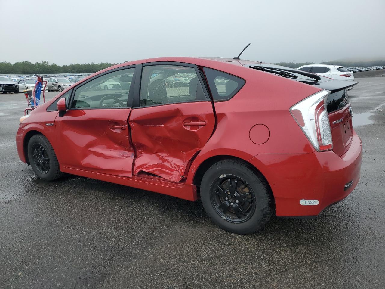 2014 Toyota Prius - Image 2